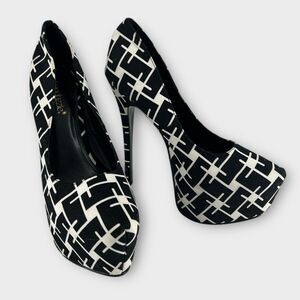 Women's Shoedazzle Platform Stiletto Heels Classic Black White Print Size 8